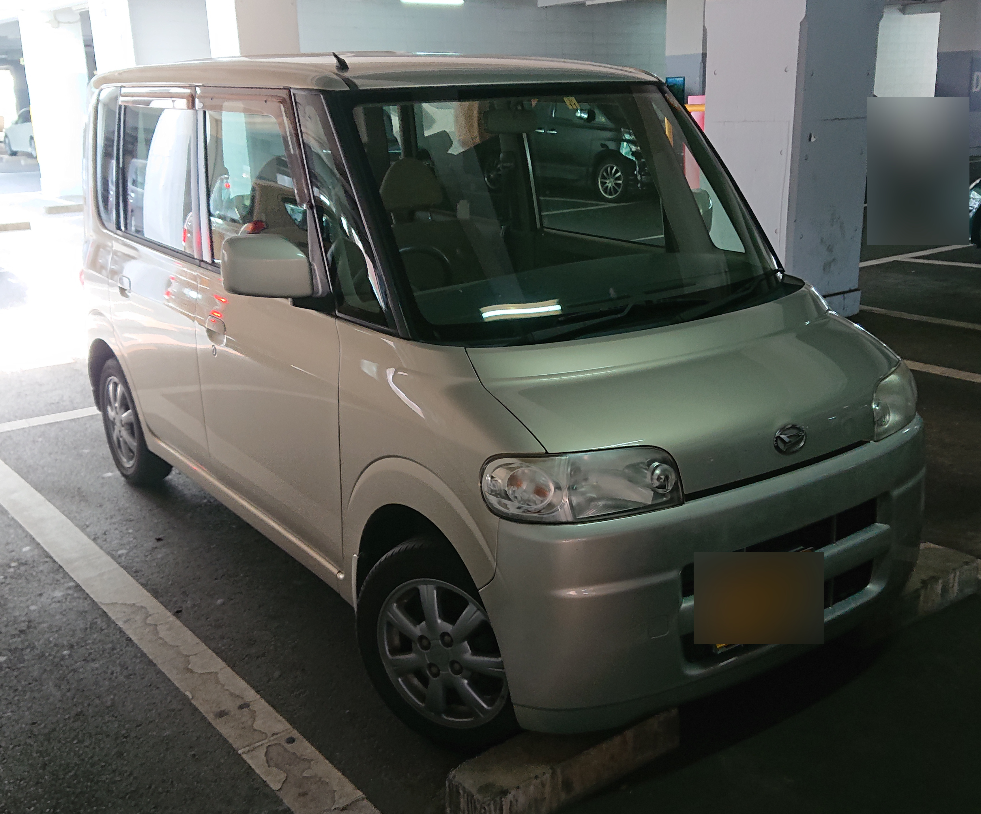 ダイハツタント１